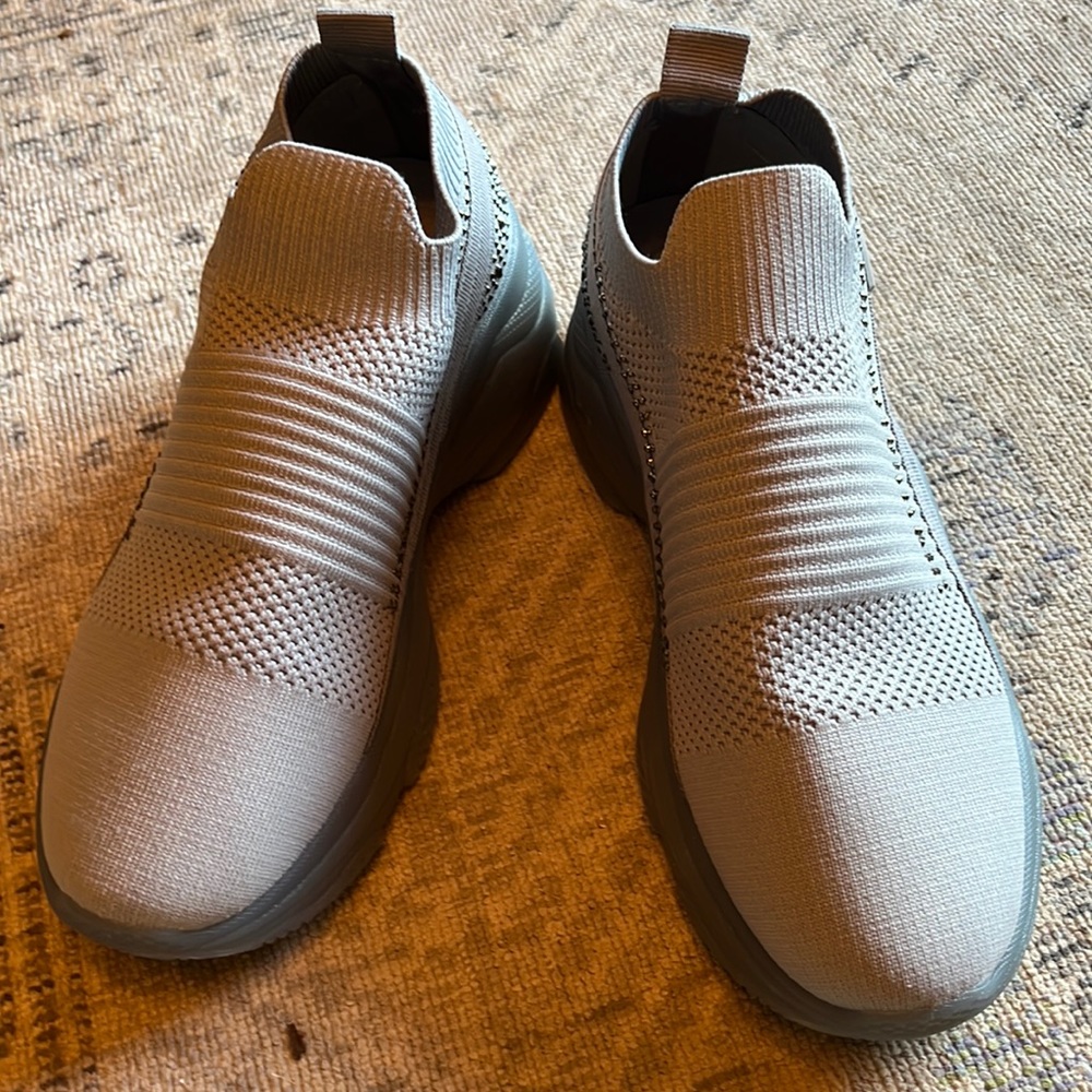 NEW Bebe slip on sneakers, grey size 7, rhinestones, stretch nylon